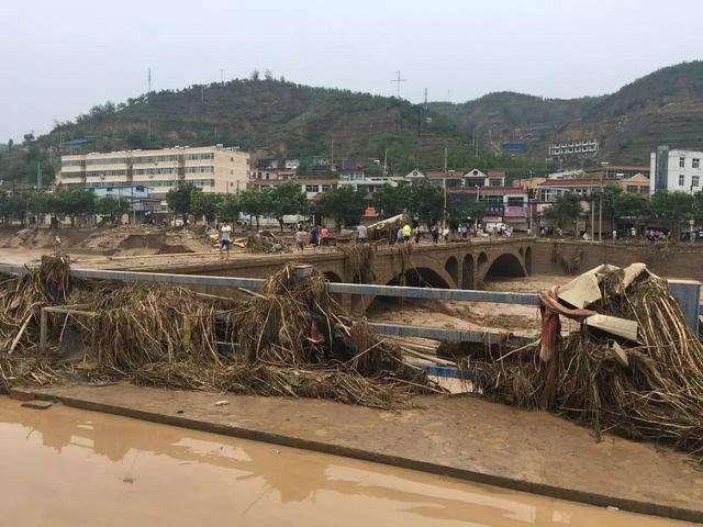 绥德洪水灾害应对与重建工作最新报道