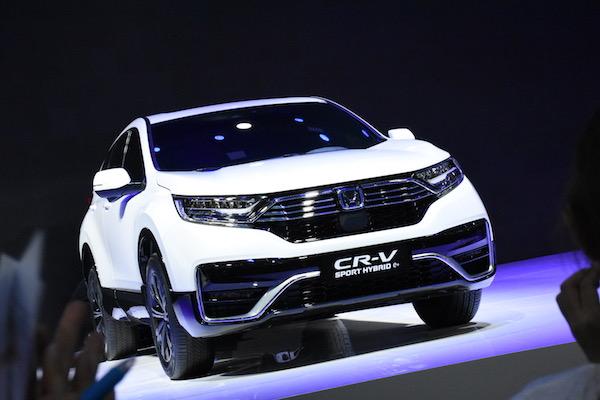 2024香港最准最快资料,全面设计执行策略_Hybrid46.692