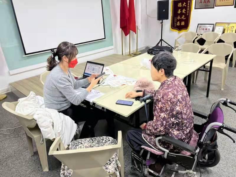 铁锋区数据和政务服务局启动新项目，加速数字化转型，优化服务体验